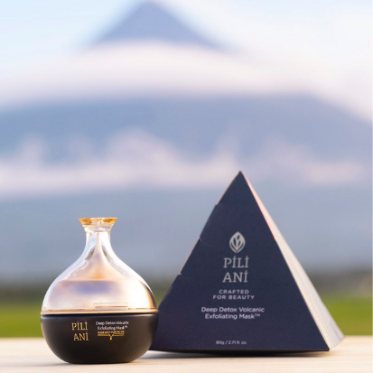 Pili Ani's Volcanic Ash Mask with Mayon Volcano in the background – Photo from Pili Ani